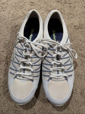 Skechers White and Navy Striped Lace-Up Sneakers